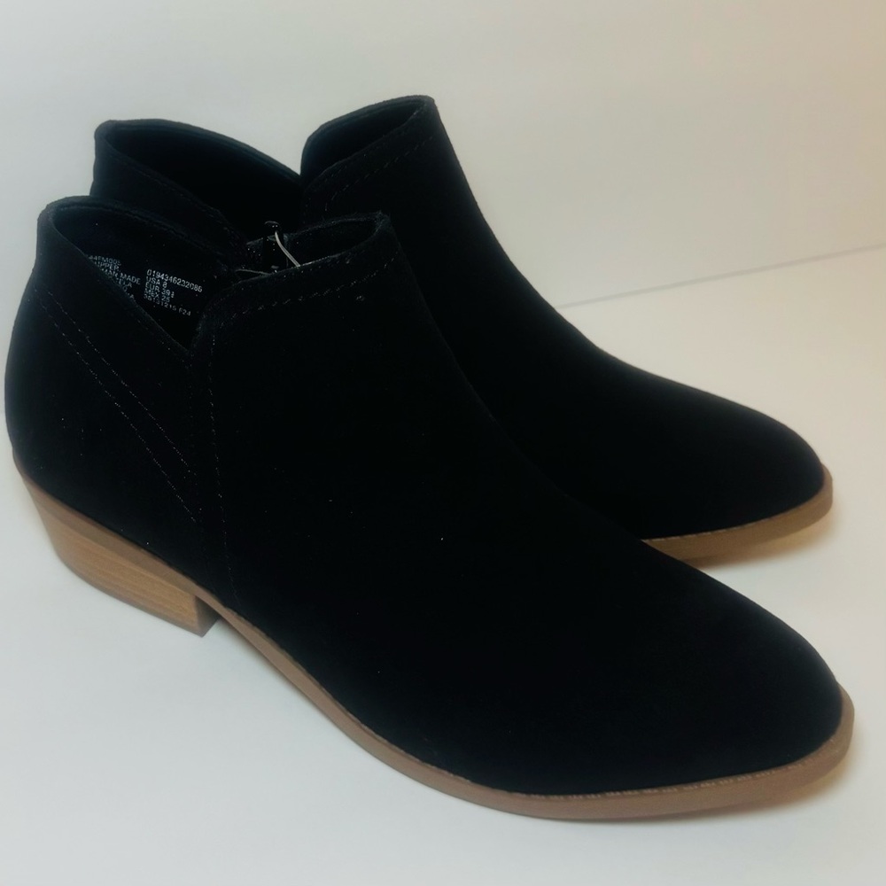 Time and Tru Women’s Core Black Ankle Shoes, Size 8 (USA) / 25 (MEX), NWT, Memor